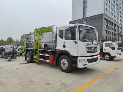 餐廚垃圾車(chē)，收集運(yùn)輸剩飯剩菜泔水垃圾我擔(dān)當(dāng)，干濕分離我本領(lǐng)大